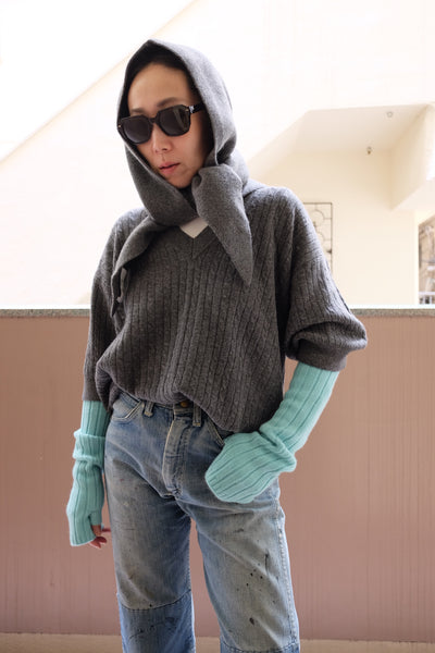 Cable half sleeve knit