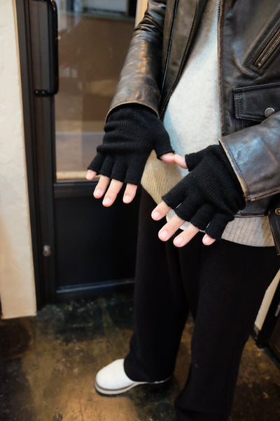 SHETLAND FINGERLESS GLOVES