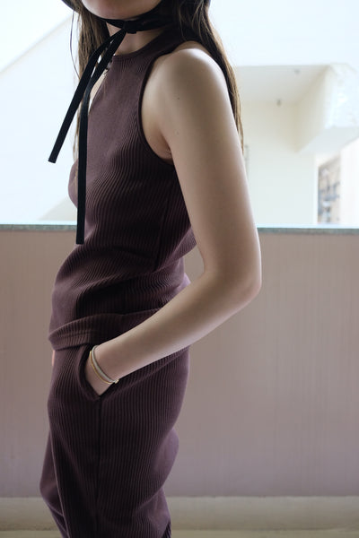 broad stitch tank