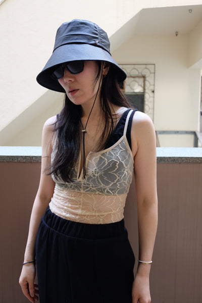 Lucie Hat.L