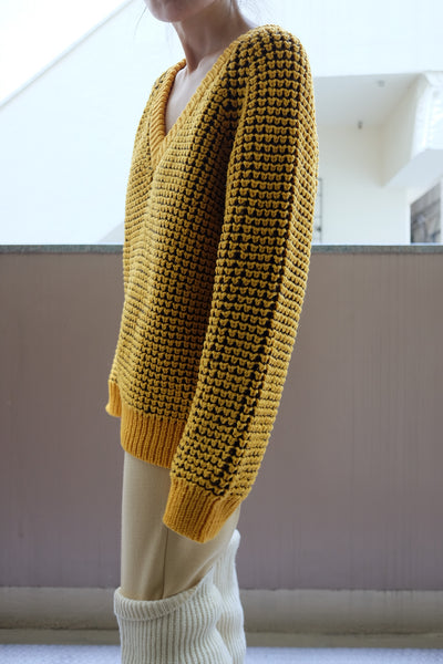 Popcorn Stitch V-neck Sweater