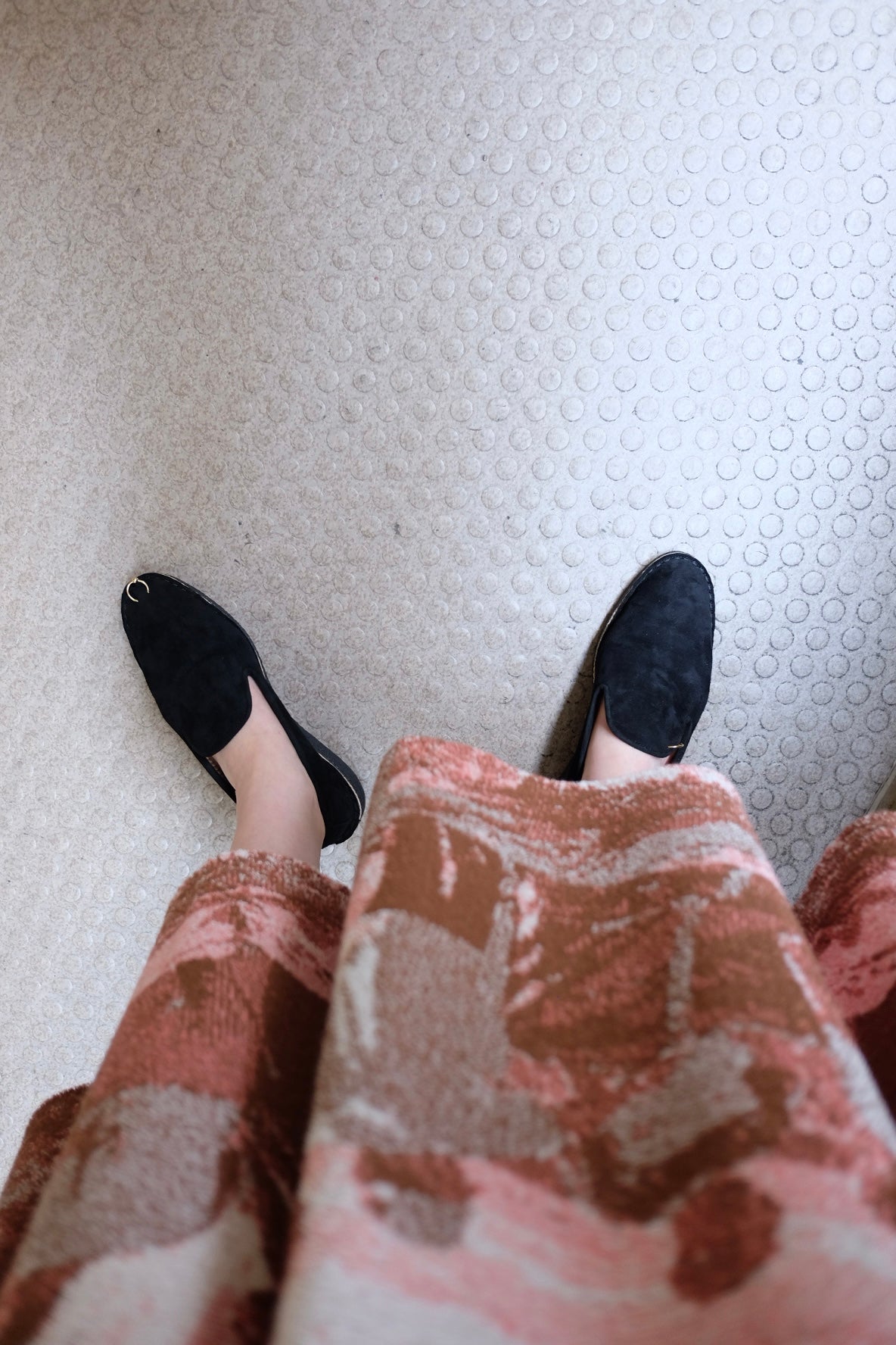 jonnlynx ベータポスト スリッポン slipon – DRESDEN the mallow*