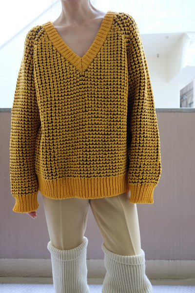 Popcorn Stitch V-neck Sweater