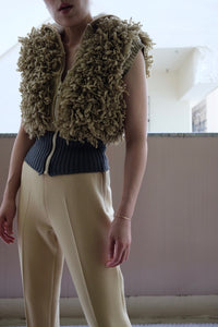 LOOP YARN HAND KNITTED ZIP-UP VEST